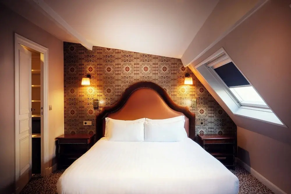 Signature by Jacques Garcia Double room (full double bed)