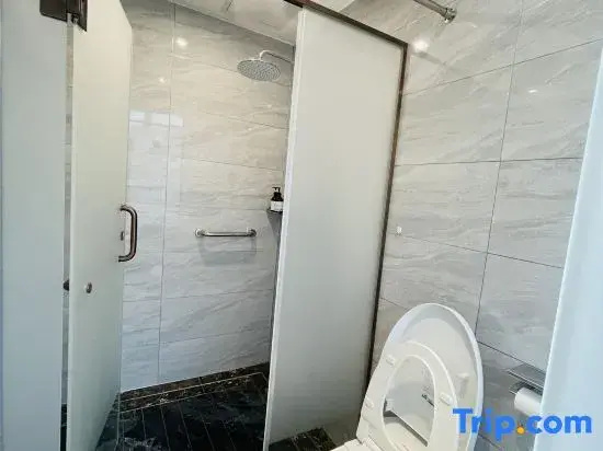 Madrigal hotel 41