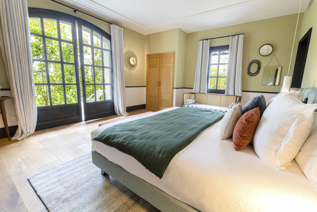 Superior room