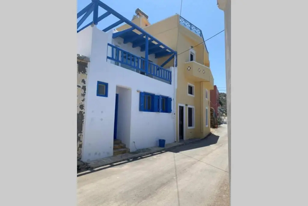 Romantic House 6 Steps From The Sea