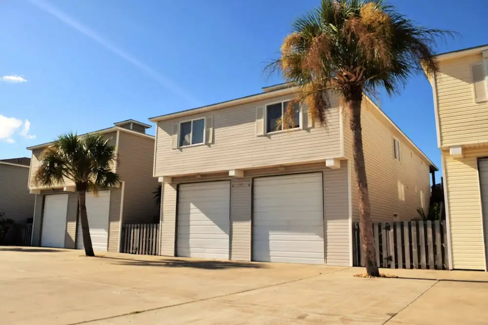 221B Las Palmas - Two Bedroom Condo