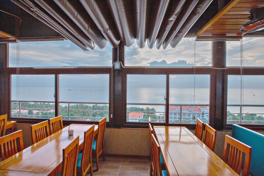Stellar Hotel