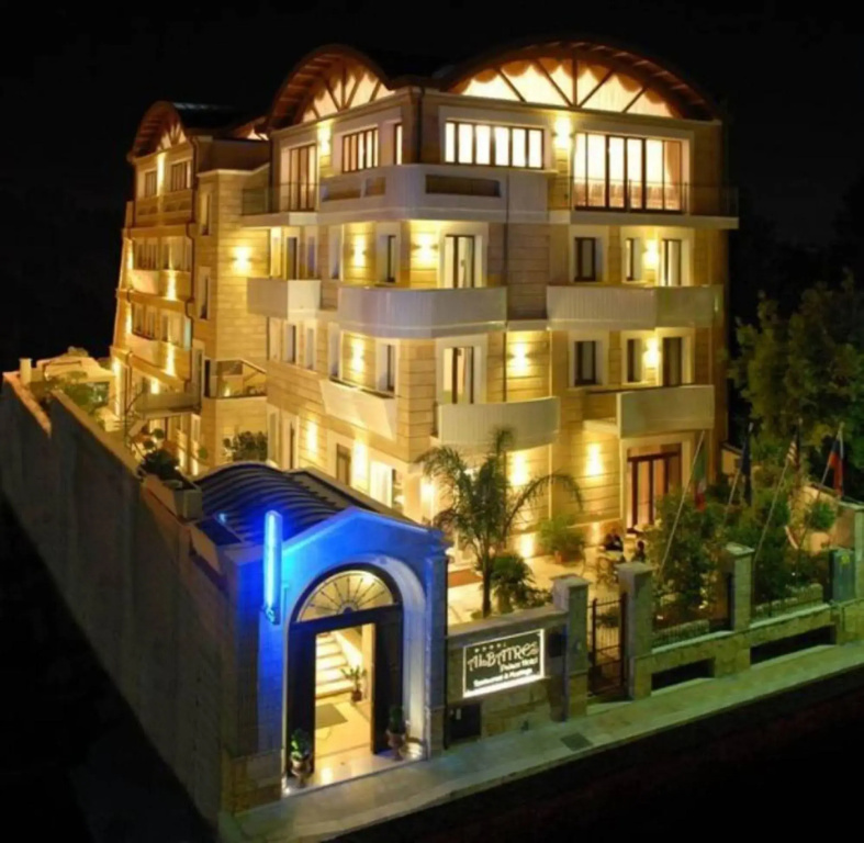 UNICO | Albatres Palace Salento