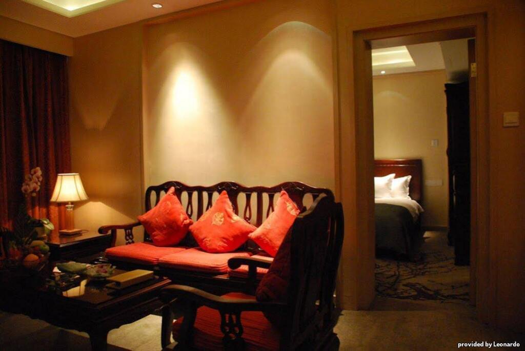 Best Western by null