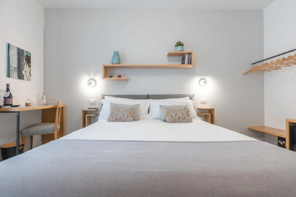 1 Bedroom Deluxe room with balcony