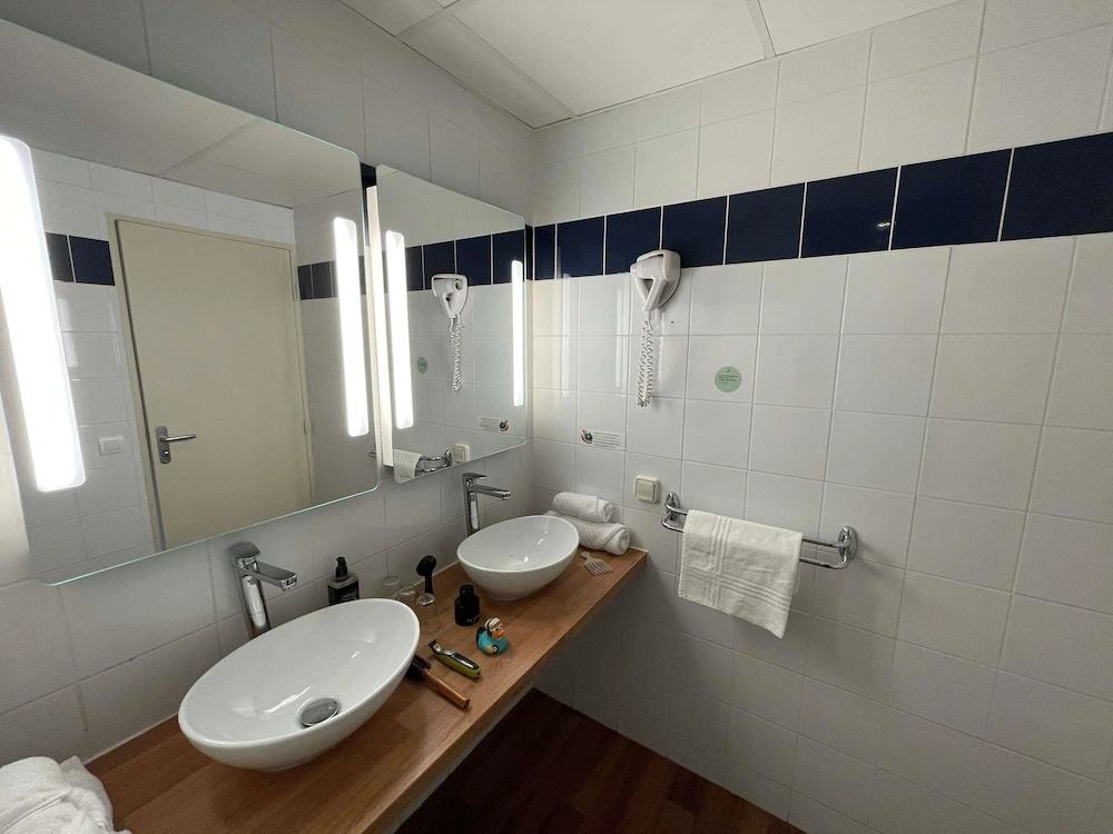 ibis Styles Toulouse Blagnac Aeroport - Chambres