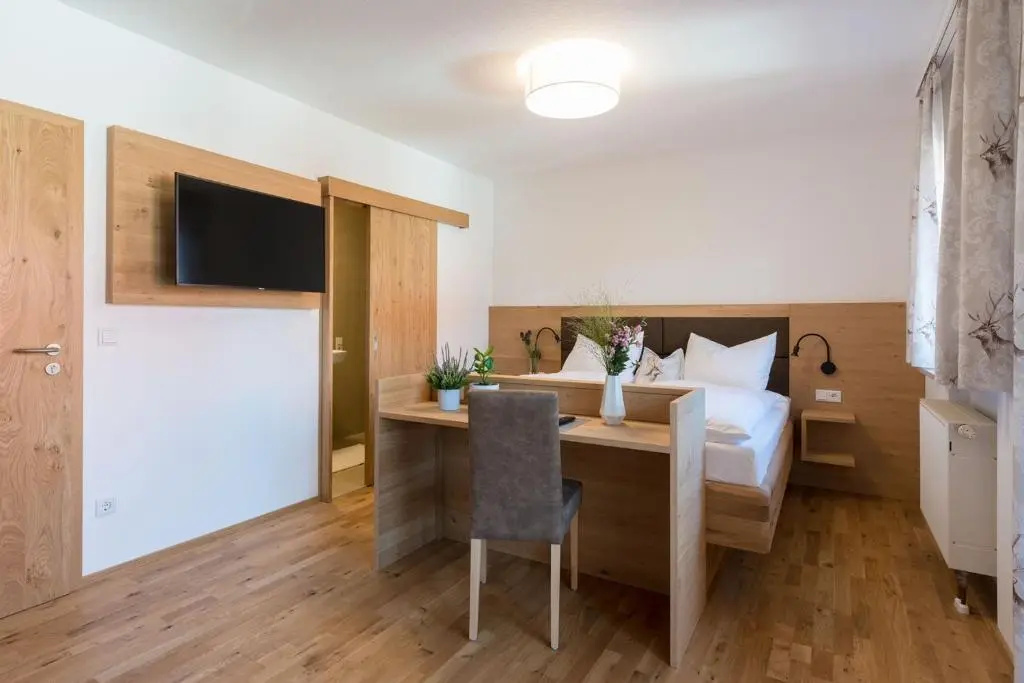 Gasthof-Pension Brauner Hirsch - Chambres