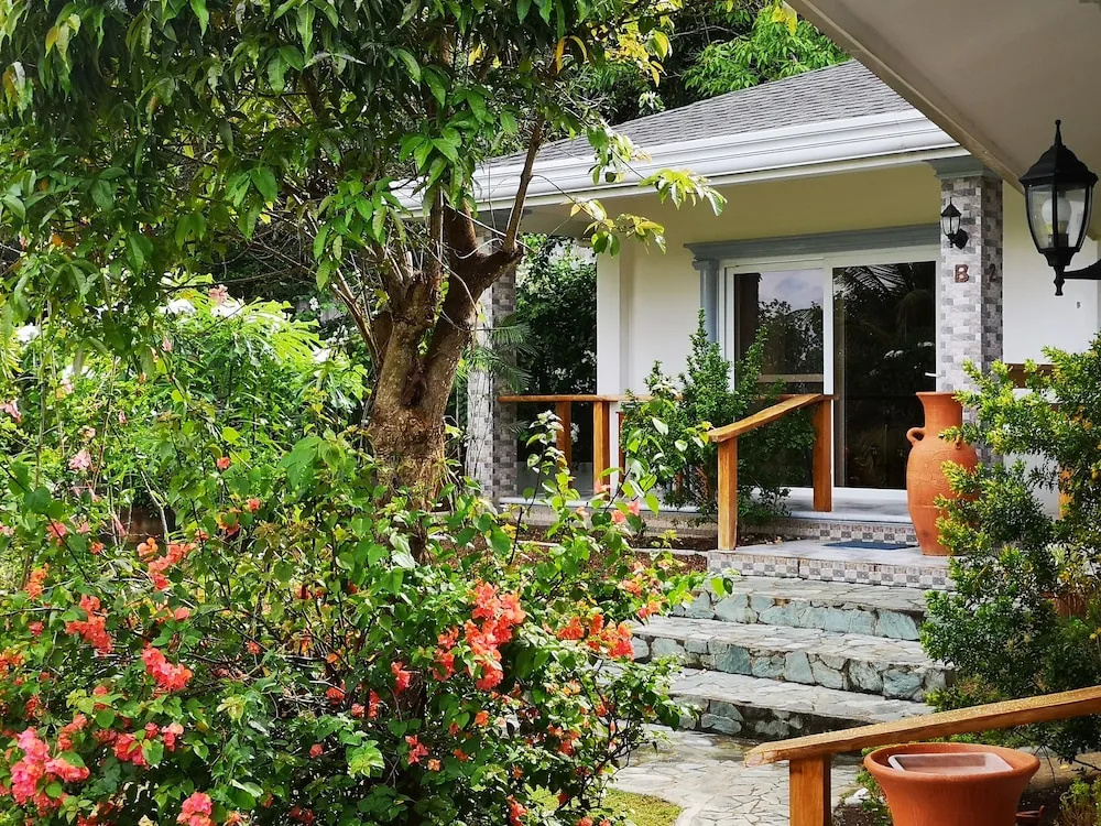 Garden Bungalows Resort - Général