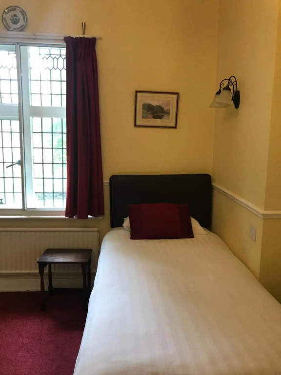 Barons Court Hotel - Général