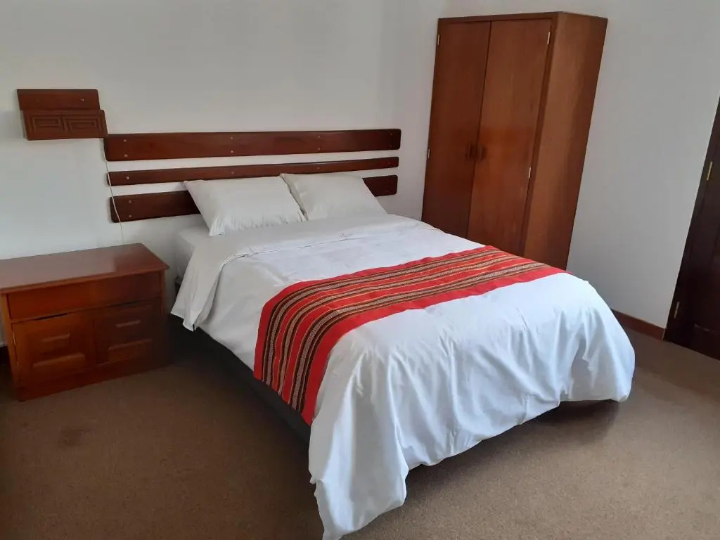 Explorer Deluxe Hotel - Chambres