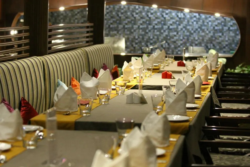 Food & Beverage