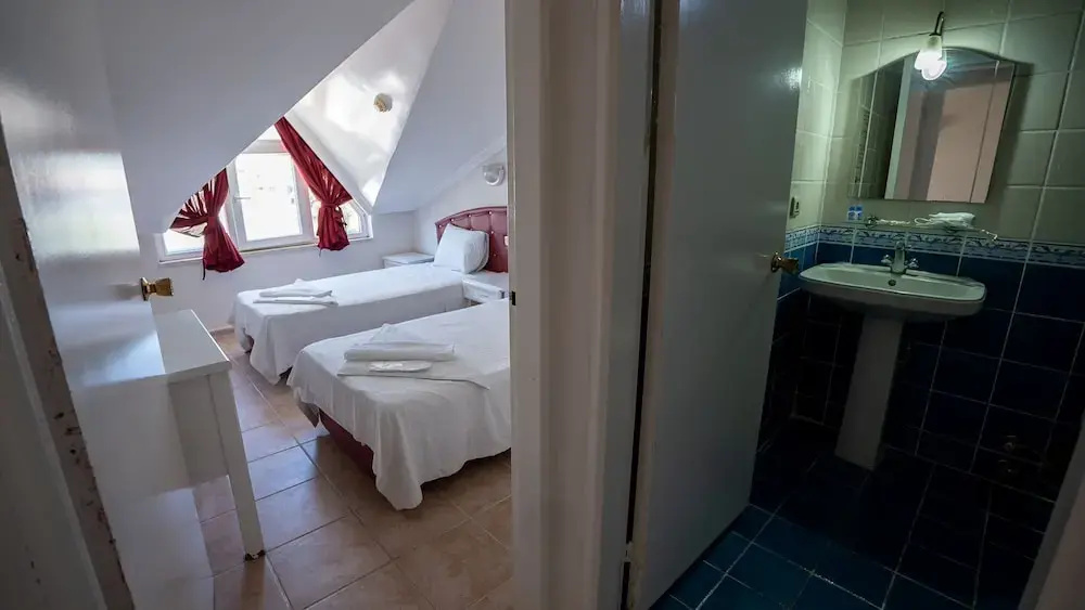 Hotel photo 8