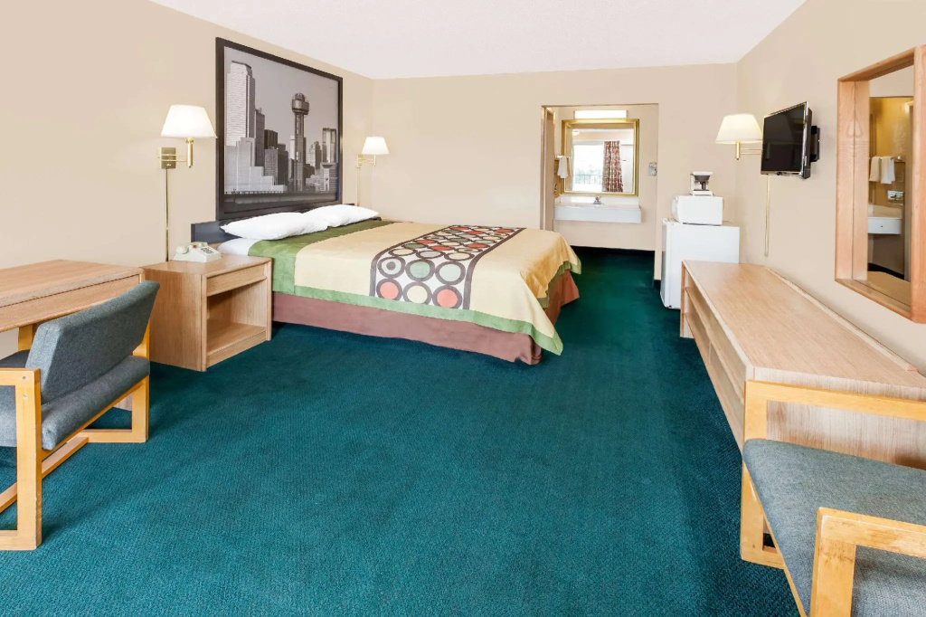 Standard Double room (full double bed)
