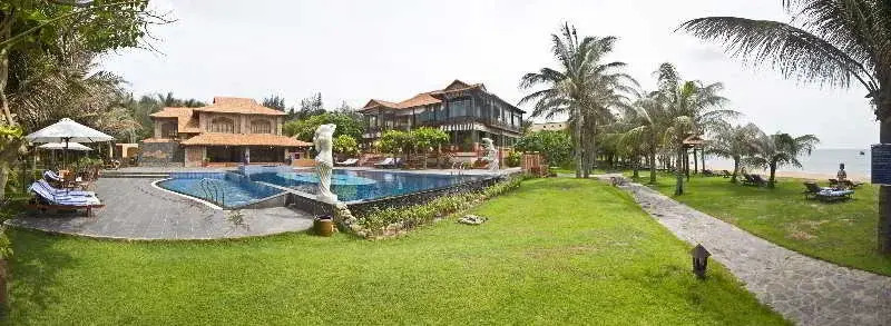 Sandhills Beach Resort & Spa