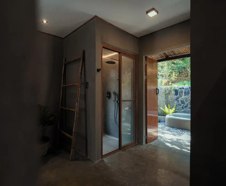 Inigtan Lio Villas