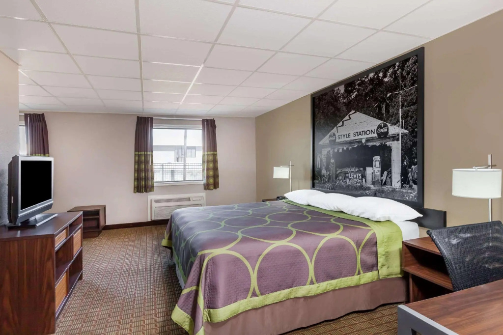 Standard Double room (full double bed)