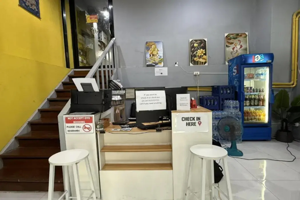 Отель OYO 75465 Lucky Hostel (Huai Khwang) в Бангкоке