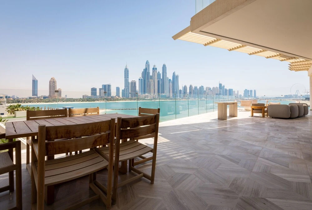 Maison Privee - Luxury Sea View Apt in FIVE Resort on The Palm