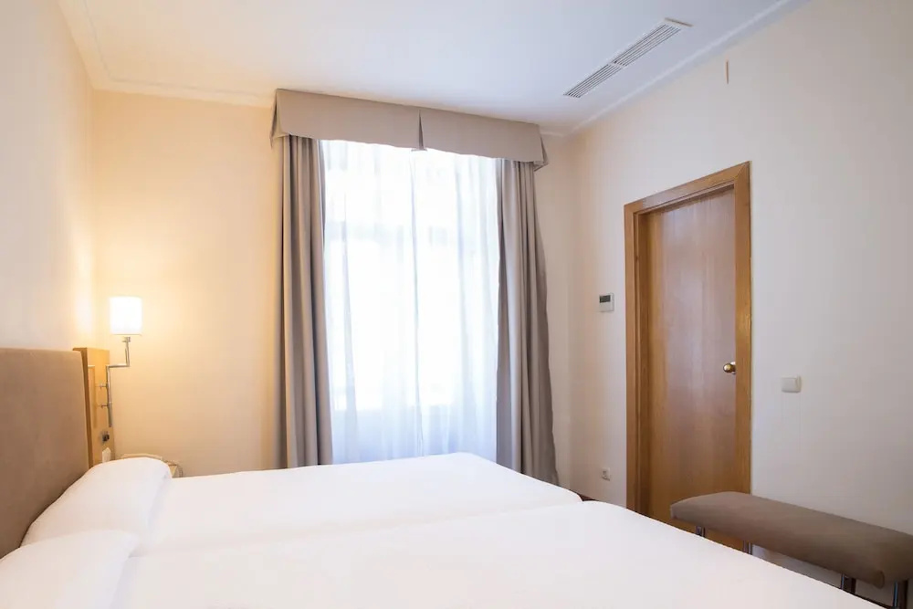 Superior Double room (twin beds)