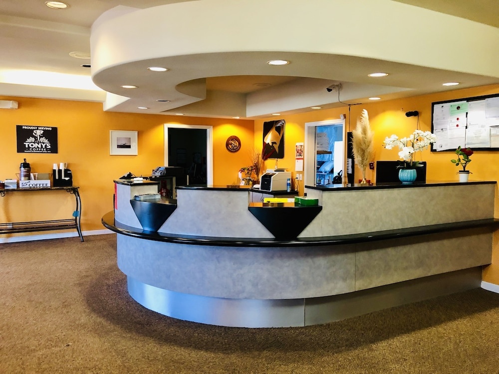 Orca Inn Suites — 2