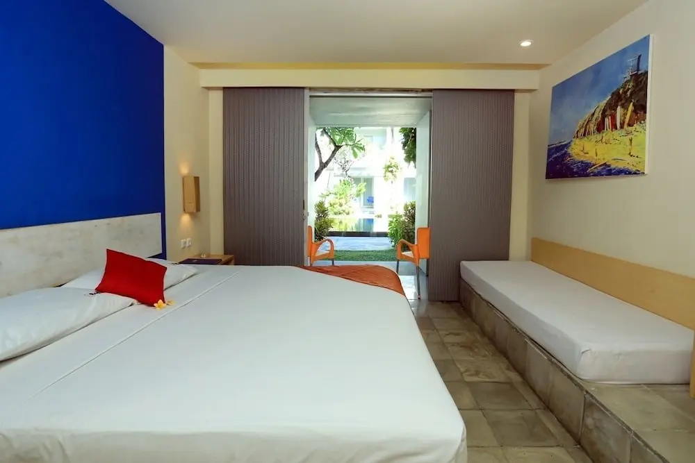 RedDoorz Plus near Kuta Square - Général