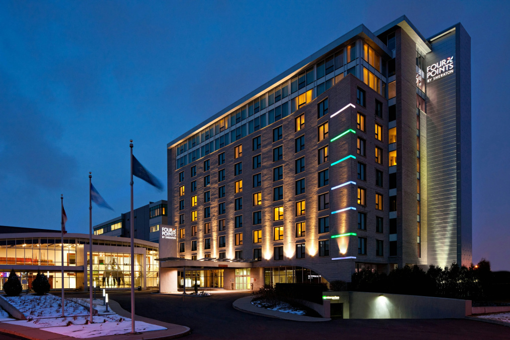 Four Points by Sheraton Levis Convention Centre