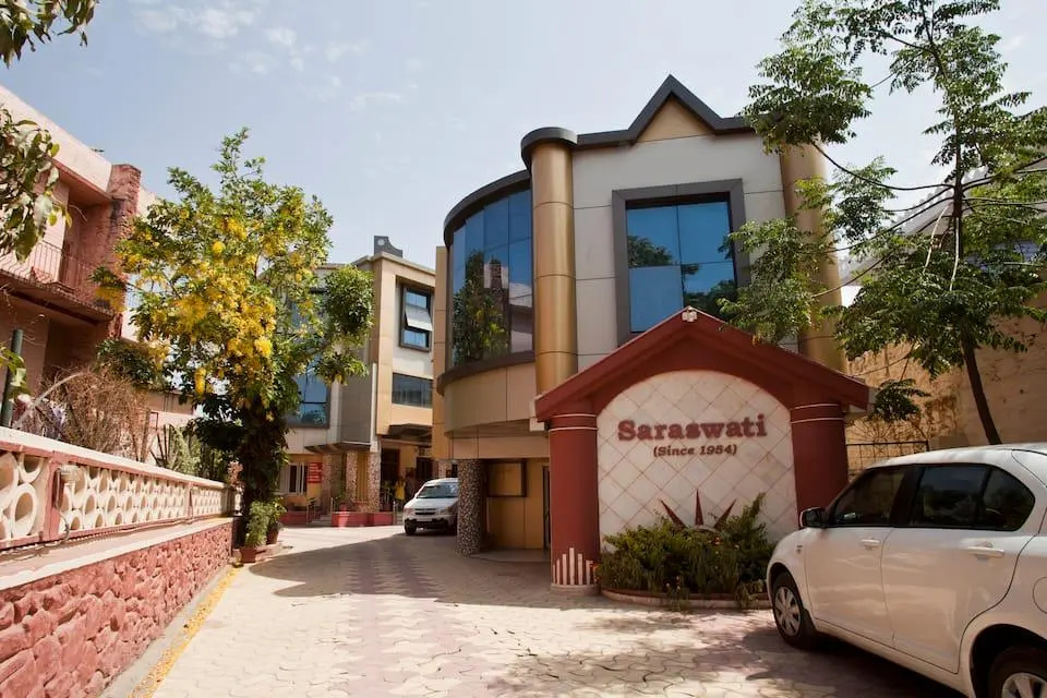 Saraswati ( Pure Vegetarian )