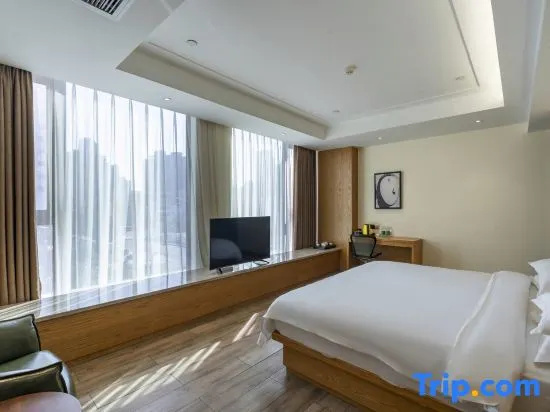 Standard Double room with view (full double bed)