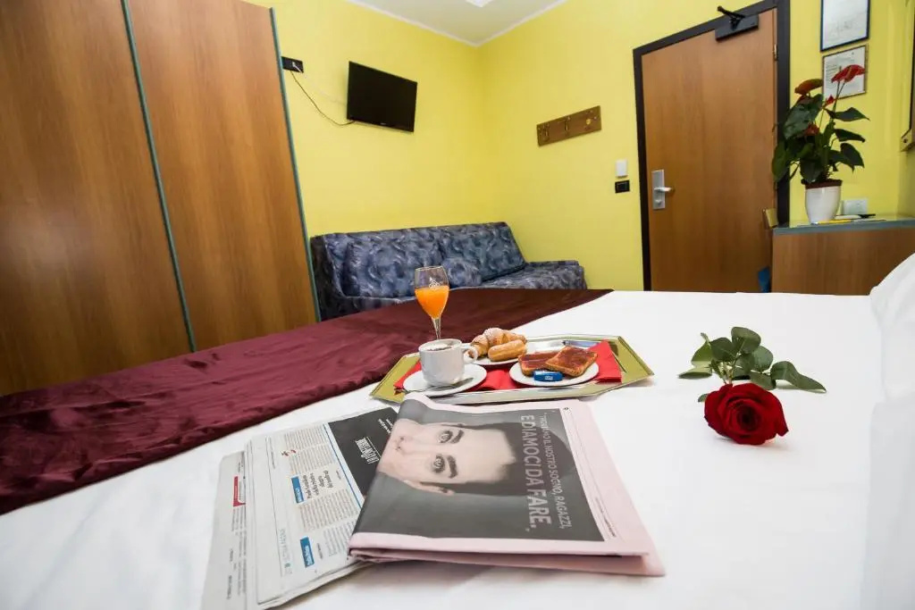 Standard Double room (full double bed)