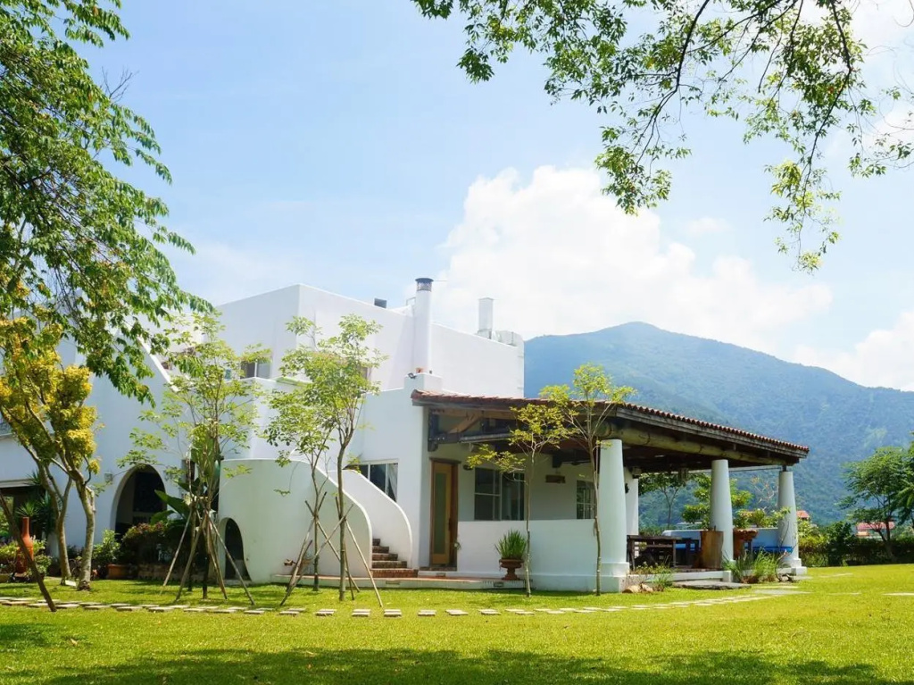 Smile Food Spa Bed and Breakfast