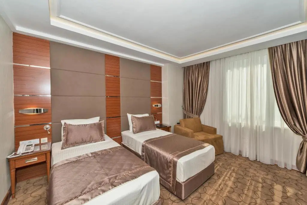 Glorious Hotel - Chambres