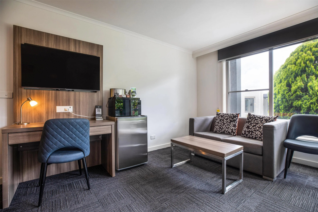Double Studio (full double bed)