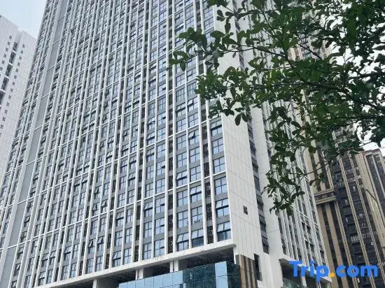 Boyue Tianchen Apartment (Foshan Lingnan Mingzhu Sports Center)