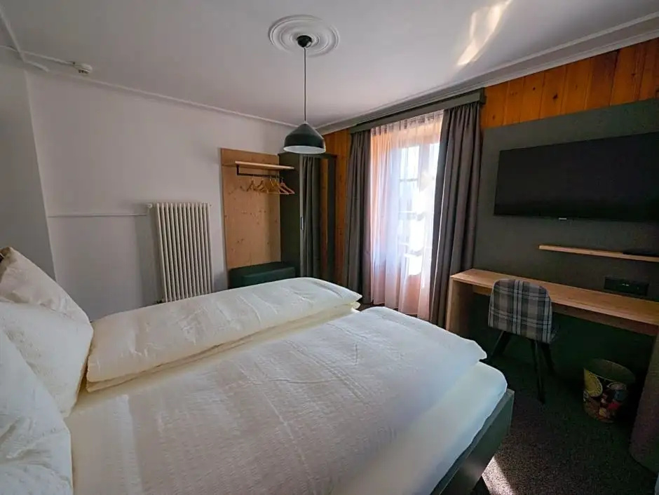 Hotel Rätia - Chambres