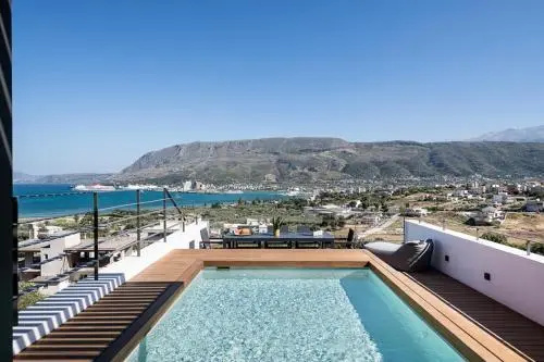 Flat 4 Bedrooms 3 Bathrooms - Souda
