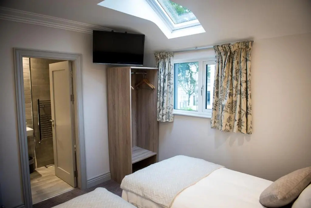 Standard Double room (twin beds)