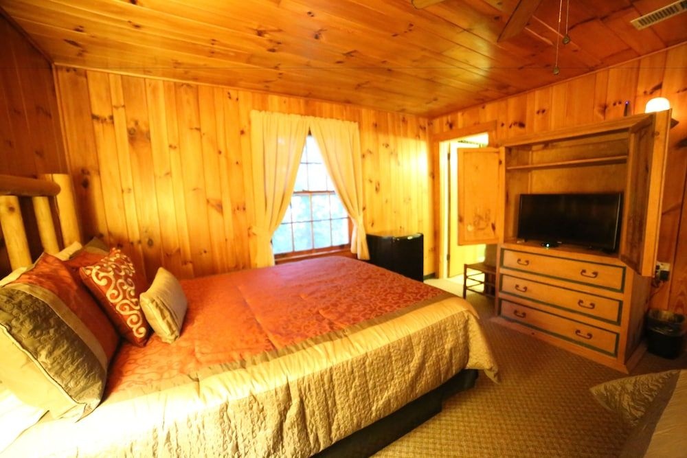 Grandview Lodge — 3