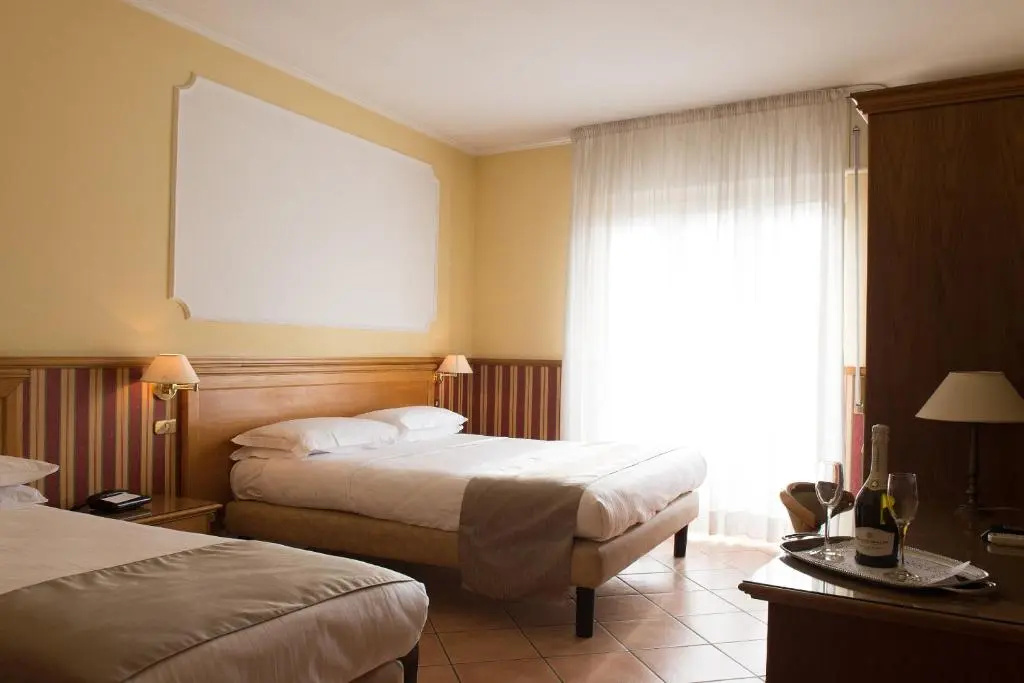 Hotel Leopardi - Chambres