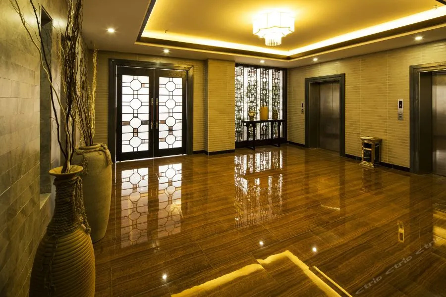 Hotel photo 12
