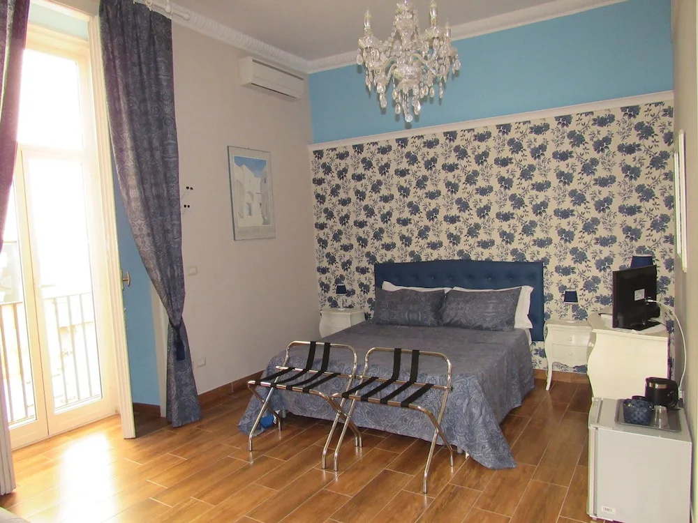 Standard Triple room with balcony