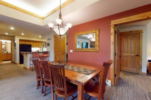 2740 Eagle Ridge Drive Condo