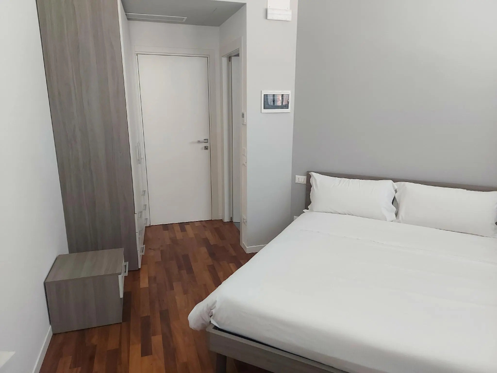 Classic Double room (full double bed)