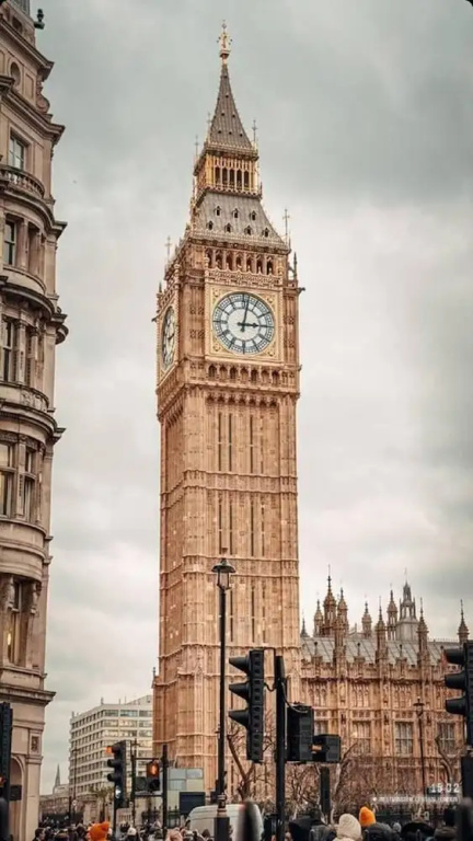 Modern 5-bed House in London Close Excel - Big Ben