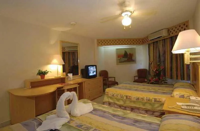Hotel Plaza Kokai Cancún - Chambres