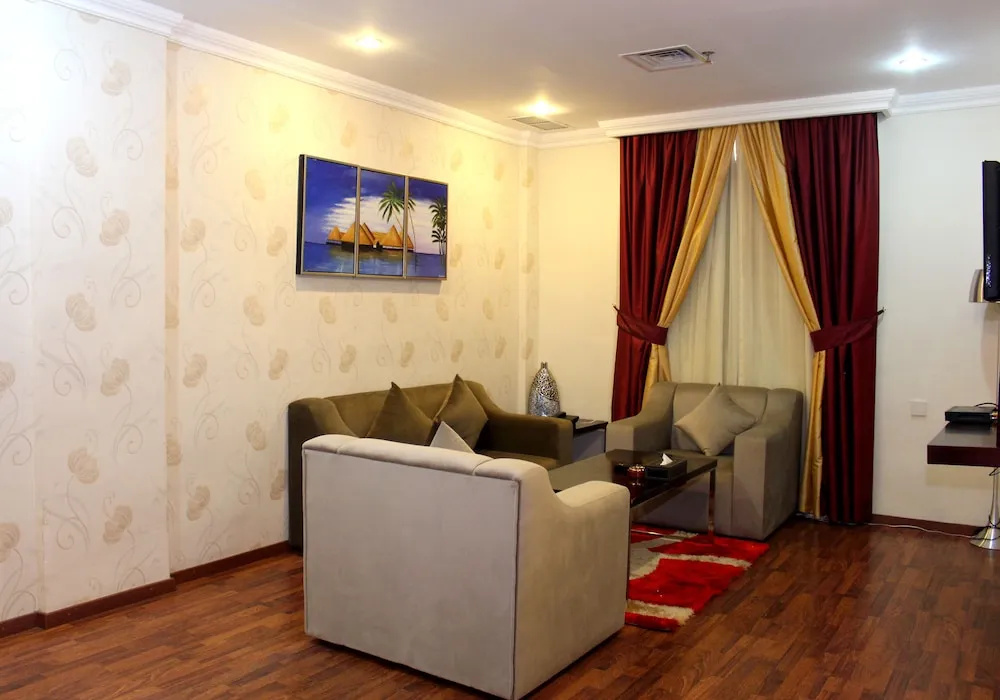 Lobby & Reception