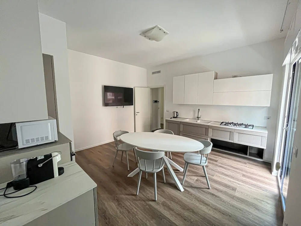 Apartment with balcony