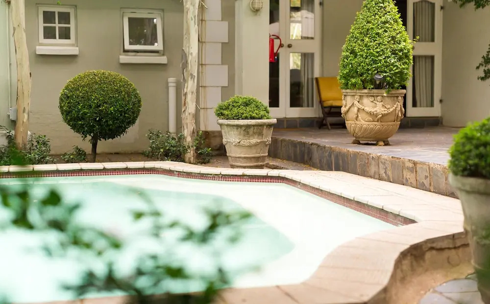 One of our top Picks in Pretoria - Lovely Spacious Room With Breakfast