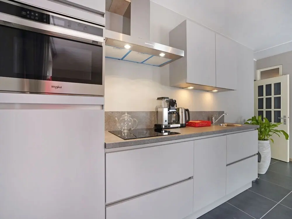 Modern Holiday Home in Grubbenvorst Near River Maas - фото 14