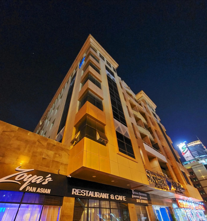 Skylark Hotel Apartments — фото