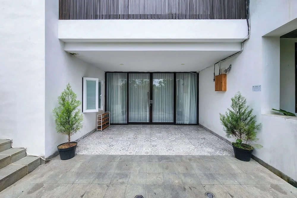 Emilia Apartment Seminyak by Nagisa Bali